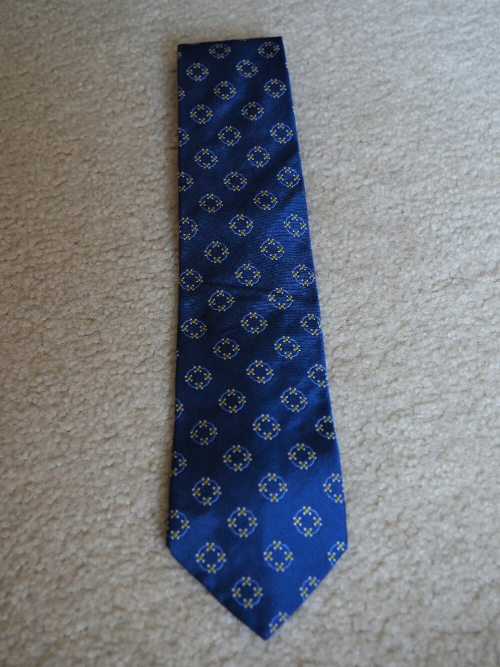 Men's Blue Patterned 100% Silk Metropolitan View Tie - in excellent condition